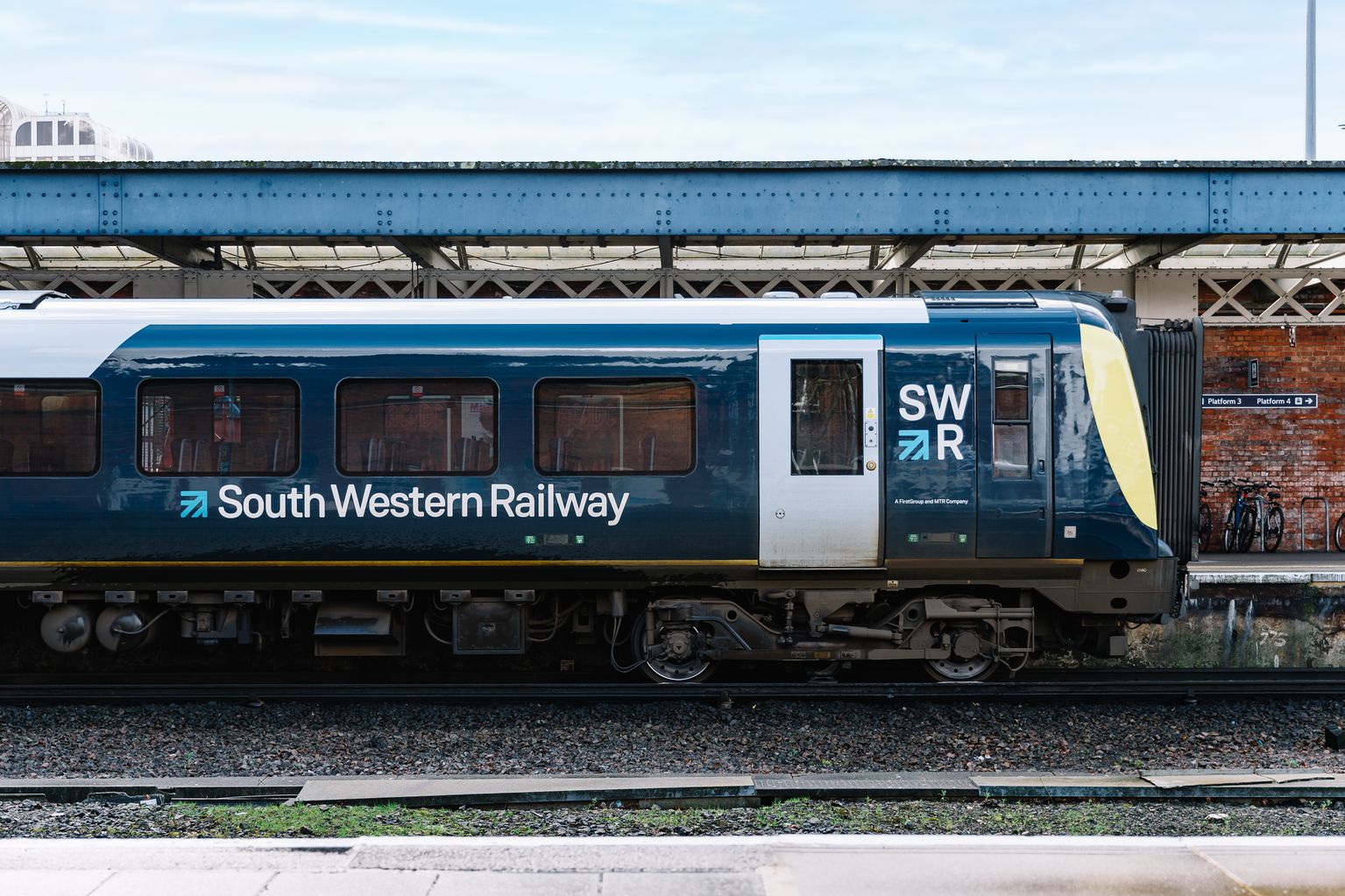 publicly-accessible-defibrillators-installed-at-over-150-south-western